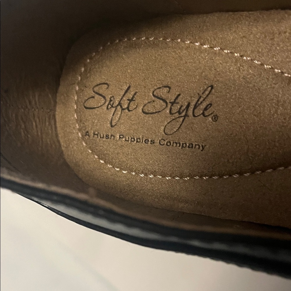 Life Stride Black Slip-On Loafers for Women - Picture 2 of 7